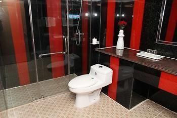 Qingdao Yahaige Hotel Екстер'єр фото