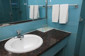 Qingdao Yahaige Hotel Екстер'єр фото